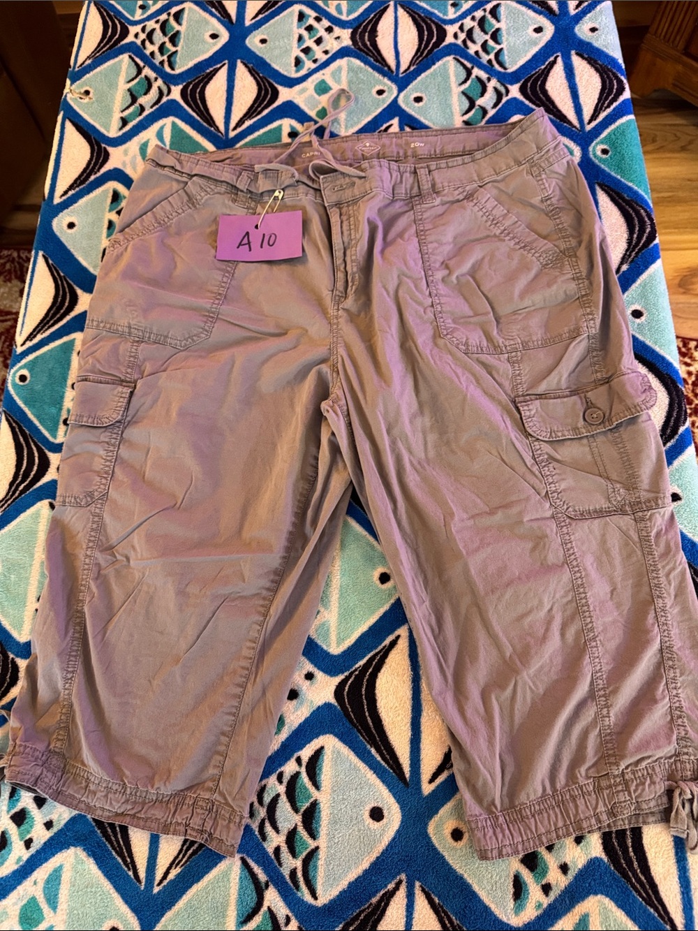 St. John's Bay Gray Capri Pants